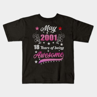 Born in May 2001 19th Birthday Gifts 19 Years Old Kids T-Shirt